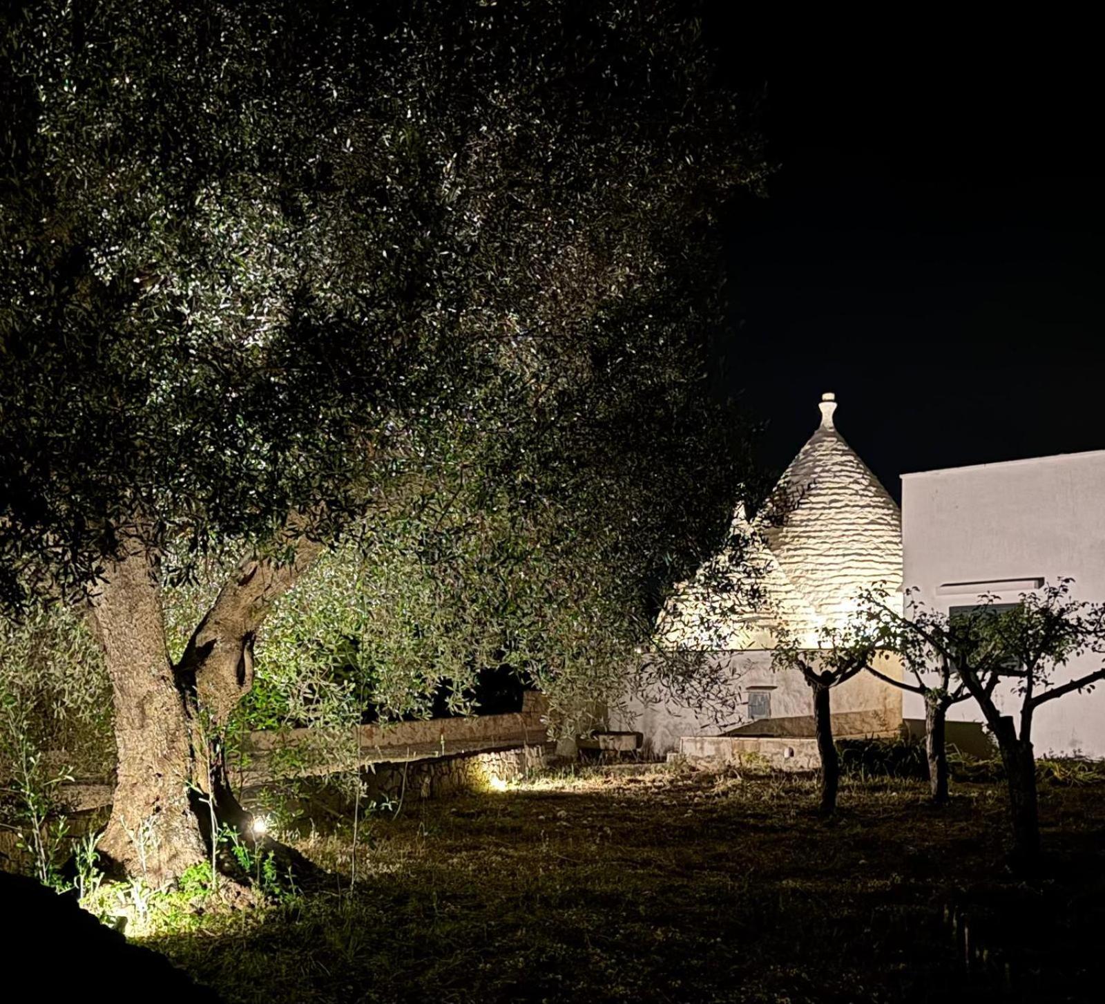 Trullo Tranquillo Ostuni Villa ภายนอก รูปภาพ