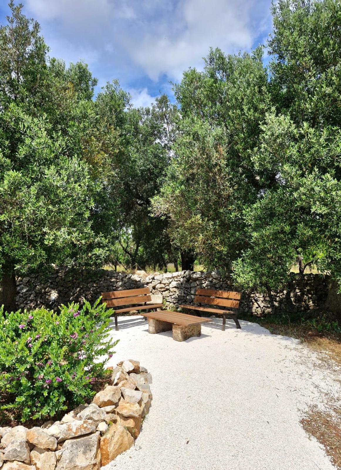 Trullo Tranquillo Ostuni Villa ภายนอก รูปภาพ